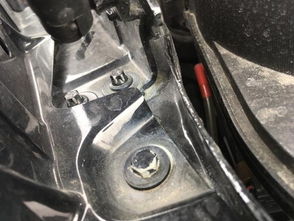 26萬購買精品車驚現(xiàn)隱患 氣囊炸裂與擋風(fēng)玻璃破損的真相